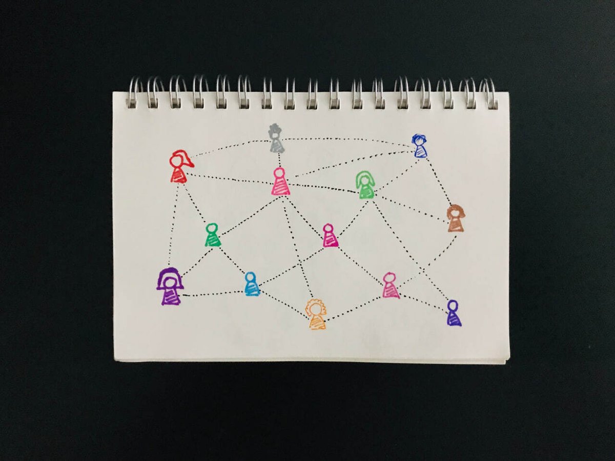 𝗘𝘃𝗲𝗿𝘆𝗼𝗻𝗲 𝗵𝗮𝘀 𝘁𝗵𝗮𝘁 𝗳𝗶𝗿𝘀𝘁 𝗪𝗲𝗯𝟯 𝗺𝗼𝗺𝗲𝗻𝘁 🐇💡

In the Onyx Africa 🎤 interview, Empowa co-founder Glen Jordan shared what pulled him into the rabbit hole, and how it sparked Empowa’s mission 🏘

Full Q&amp;A 👉 onyxafrica.co/glen-jordan-co…