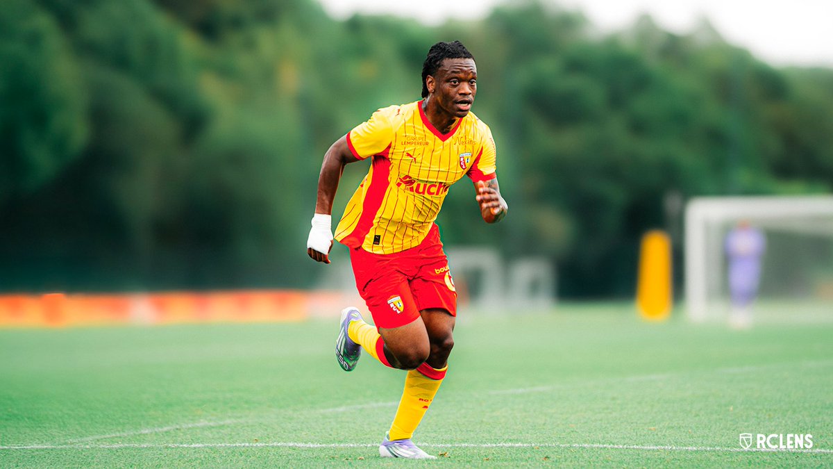 Racing Club de Lens (@rclens) on Twitter photo Jeremy Agbonifo au <a href="/FCBasel1893/">FC Basel 1893</a> 🔄
Arrivé au Racing en janvier dernier (8 matchs de <a href="/Ligue1/">Ligue 1 McDonald's</a>), l'international Espoir suédois rallie le championnat suisse dans le cadre d'un prêt avec option d'achat.
Bonne saison Jeremy 👋 Jeremy Agbonifo au <a href="/FCBasel1893/">FC Basel 1893</a> 🔄
Arrivé au Racing en janvier dernier (8 matchs de <a href="/Ligue1/">Ligue 1 McDonald's</a>), l'international Espoir suédois rallie le championnat suisse dans le cadre d'un prêt avec option d'achat.
Bonne saison Jeremy 👋