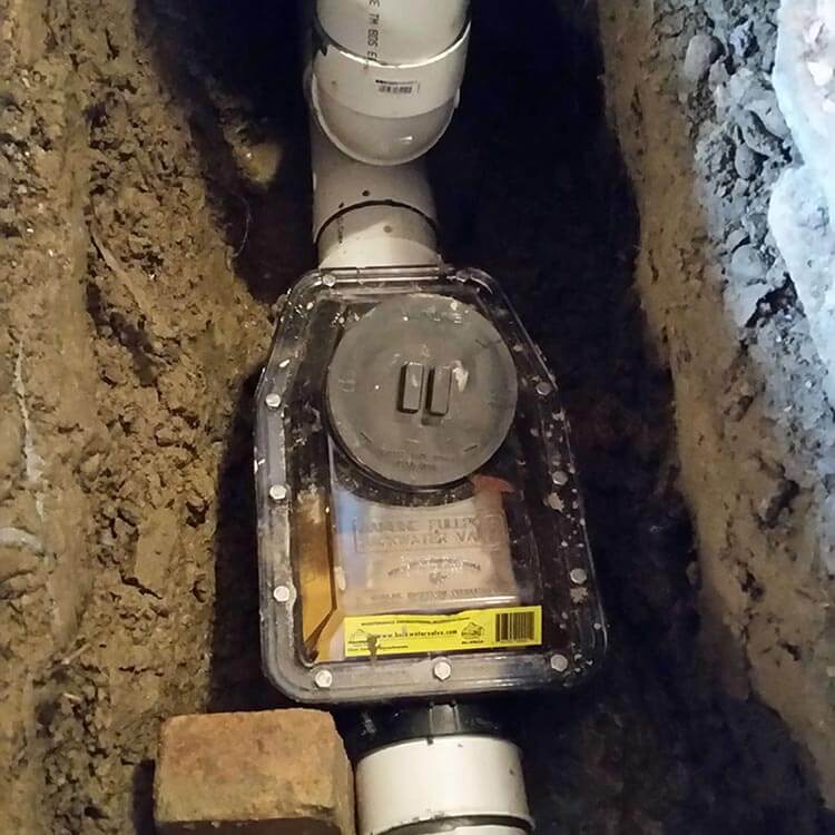 MT_Drains's tweet photo. ⚠️ Heavy rain can push sewage back into your home. A backwater valve stops it before it starts. We handle permits &amp; installation. #BackwaterValve #FloodPrevention #BasementProtection #SewerBackup #TorontoPlumber #DrainageSolutions #HomeSafety #TorontoHomes #PlumbingServices https://t.co/L4037a0zo9