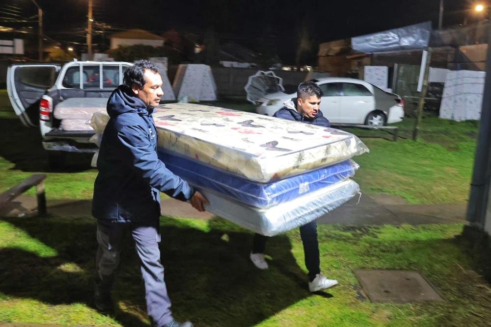 MUNICIPALIDAD DE SAN FERNANDO ACTIVÓ RUTA SOLIDARIA ANTE BAJAS TEMPERATURAS: La noche del viernes y la madrugada del sábado se registraron algunas de las temperaturas más bajas del… dlvr.it/TMgtNf #Solidaridad #SanFernando #BajasTemperaturas #ApoyoComunitario #Dideco