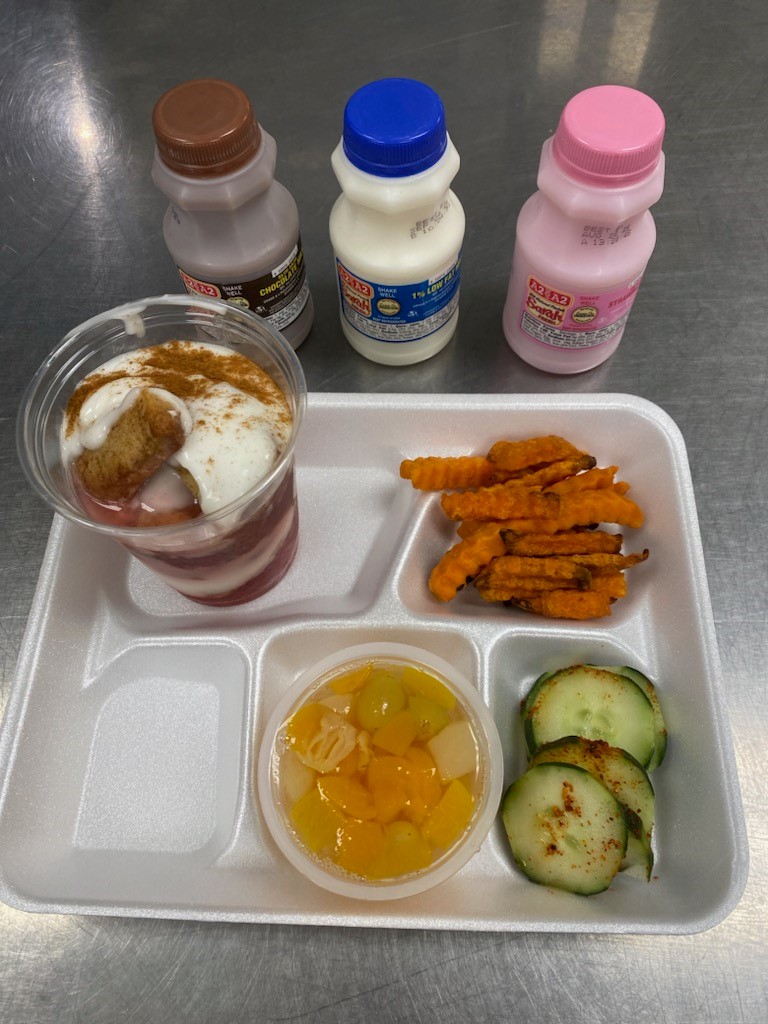 Our Mustangs have some delicious choices for lunch today!!

One of them being a new item.... French Toast Parfait... yummmm

#SISD #ALLIN

#TheNextChapterIsOurs