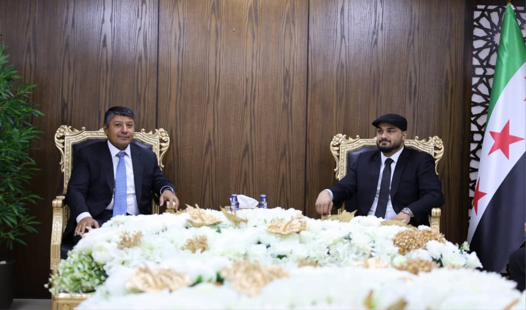 المباحثات المثمرة حول تنمية التعاون بين أذربيجان وسوريا في مجال الطاقة جرت اليوم مع المهندس غياث دياب، معاون وزير الطاقة في الجمهورية العربية السورية.
 
Azərbaycan və Suriya arasında energetika sahəsində əməkdaşlığın inkişafı ətrafında Suriya Ərəb Respublikasının energetika