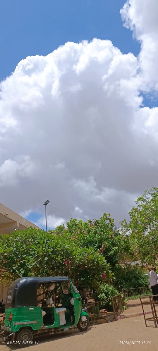 Ethoo1112's tweet photo. 🌧️ https://t.co/AKdLJSJuRC