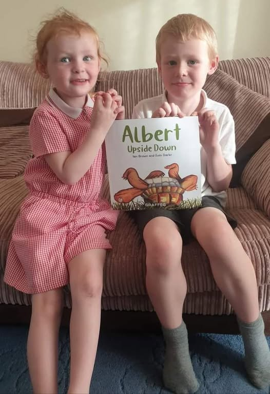 Please keep sharing YOUR terrific #ALBERTthetortoise #pictures. Posing now possible with 9 #ALBERT #picturebooks, 3 #BoardBooks &amp; #ActivityBook Alberttortoise.com
#tortoise #bookseries #bookcover #upsidedown #illustrations #storytime #educational