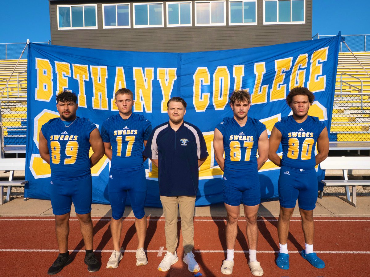 _CoachHolden's tweet image. Game Week! Excited to watch this group work 🇸🇪 #RunGame