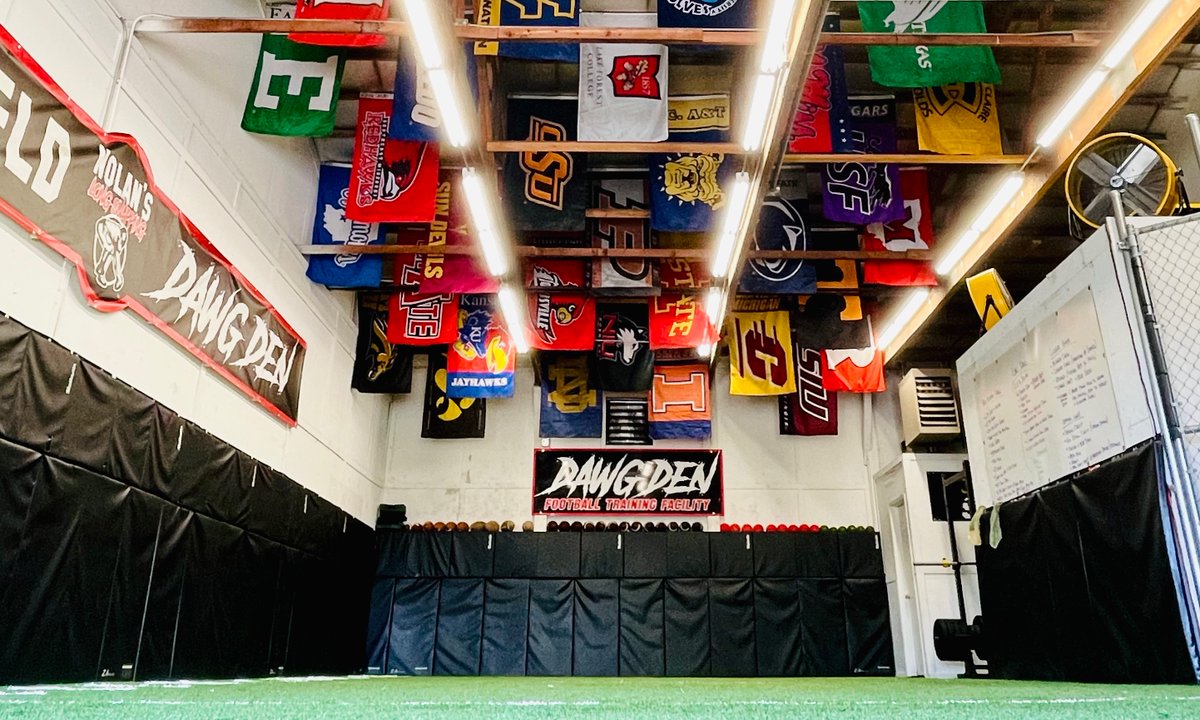 😤WHAT OUR PROGRAM HAS BEEN BUILT ON SINCE 2010!

Sunday Small Groups and Mini Groups DURING THE SEASON.

We  T R A I N  when others just want "check ups". 

No, no, no... Our guys WORK to progress during the season! 

There's a reason why there's so many flags hanging in the