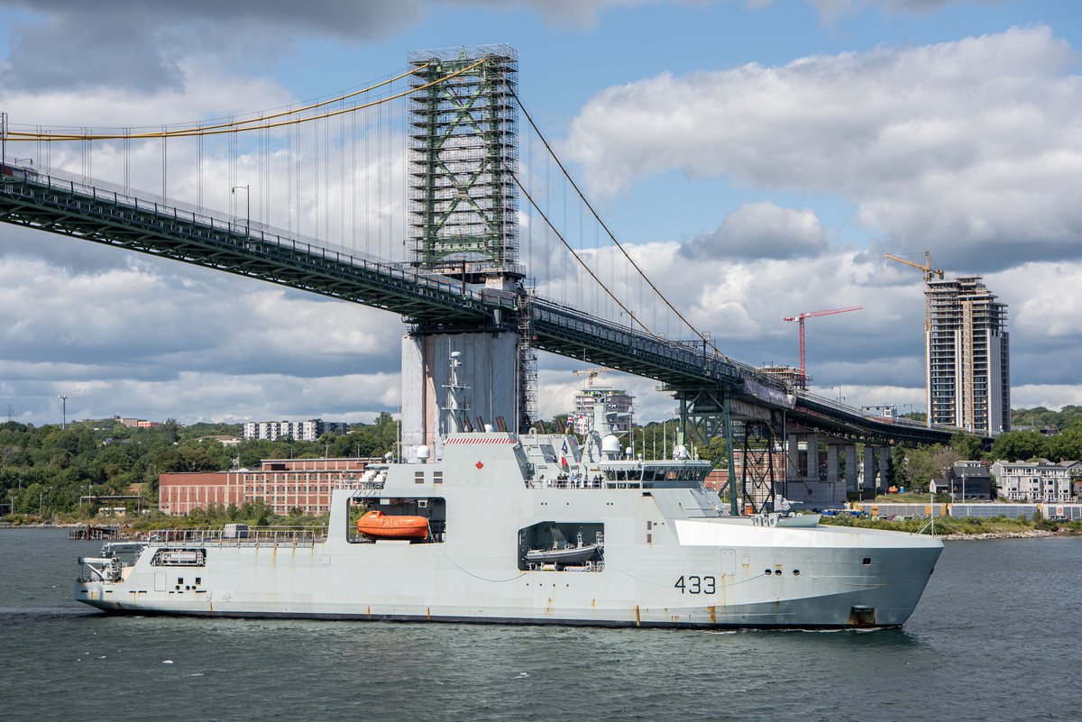 While HMCS William Hall is the RCN’s latest Arctic and Offshore Patrol Vessel to make the northern voyage, it is only one piece of a much broader CAF effort in the region this summer and fall.

Read more - tridentnewspaper.com/hmcs-william-h…