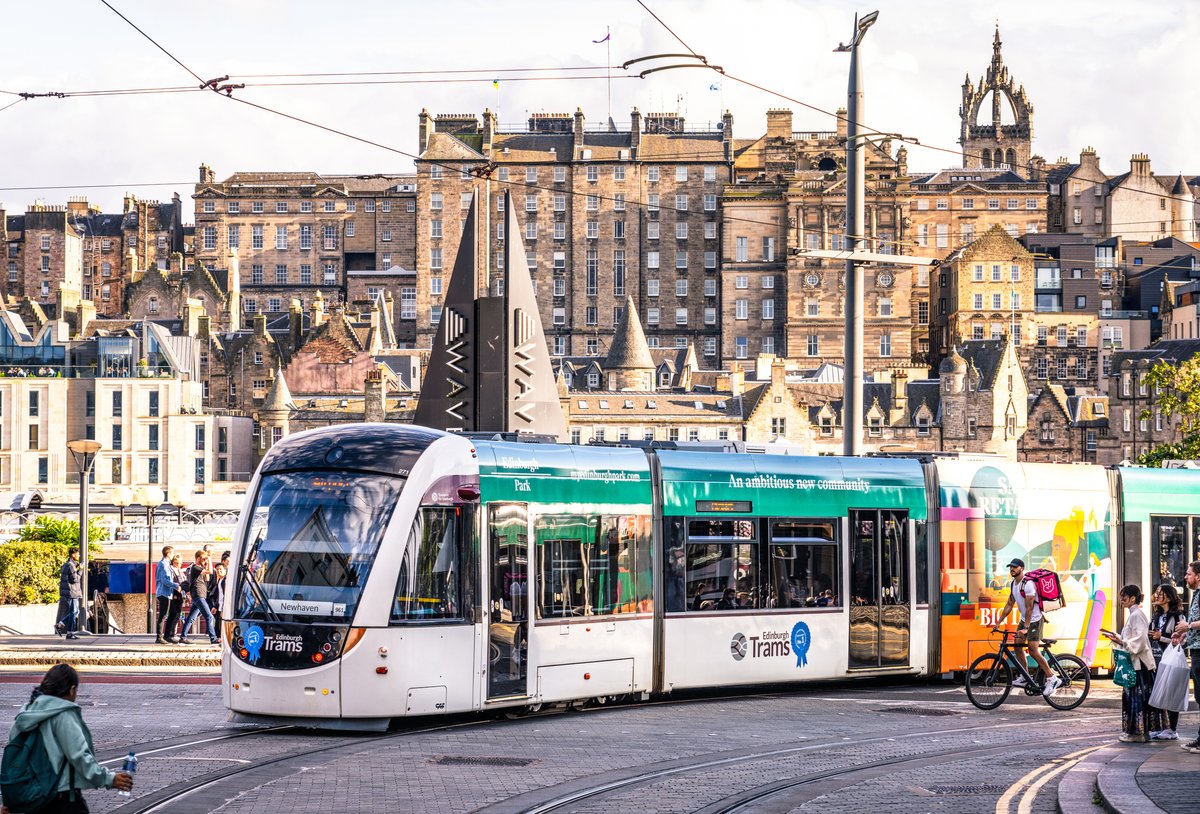 Edinburgh_CC's tweet image. We&apos;re looking for your views on expanding our tram network from the north to the south of the city.

The consultation runs from today (25 August) until 17 November.