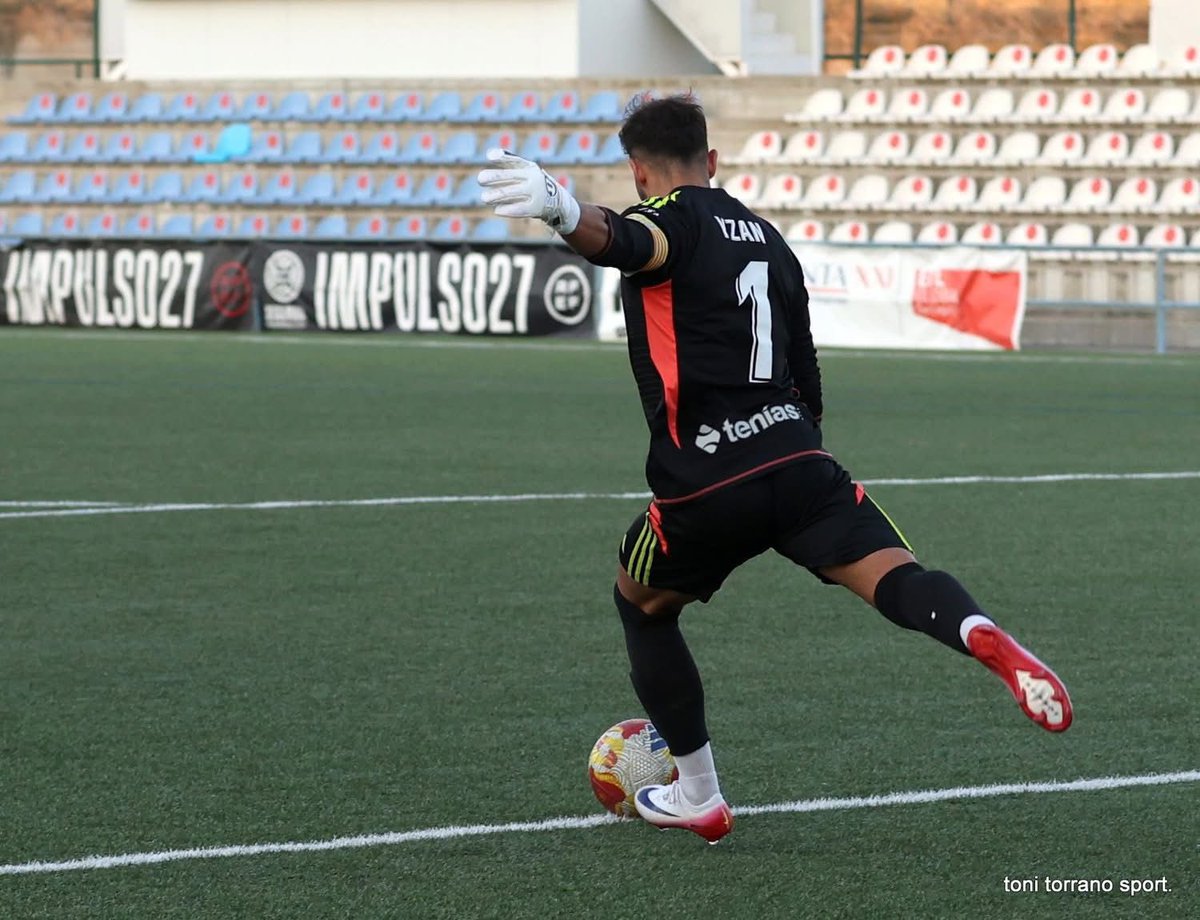 🧤©️ <a href="/yzanac38/">Yzan</a> 

#EstoesLuchán💙