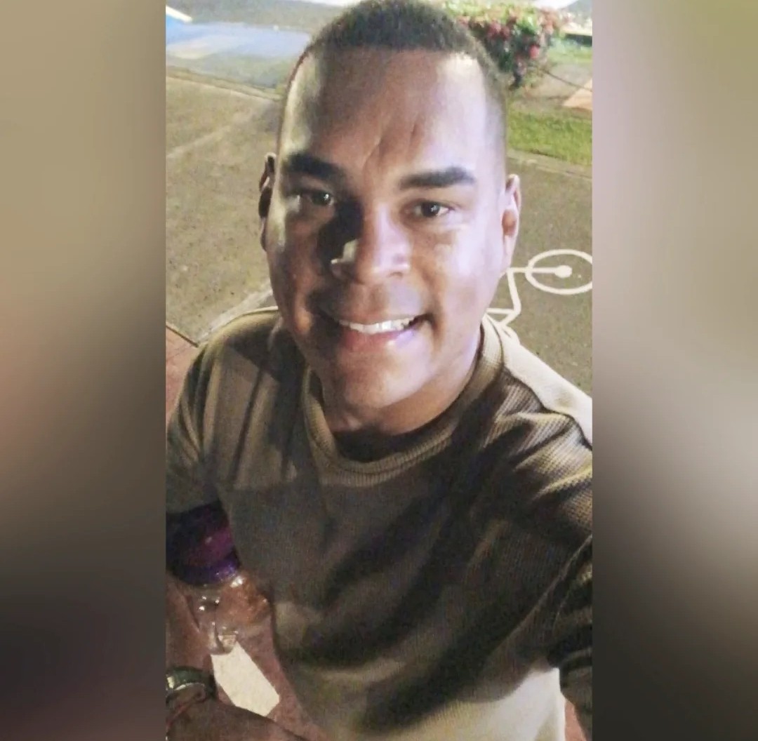 🎶Cuando pase el tiempo, cuando me recuerdes, cuando por las noches, sientas soledad, llorarás bajito, llorarás por dentro, guardando apariencias, queriendo ocultar🎶