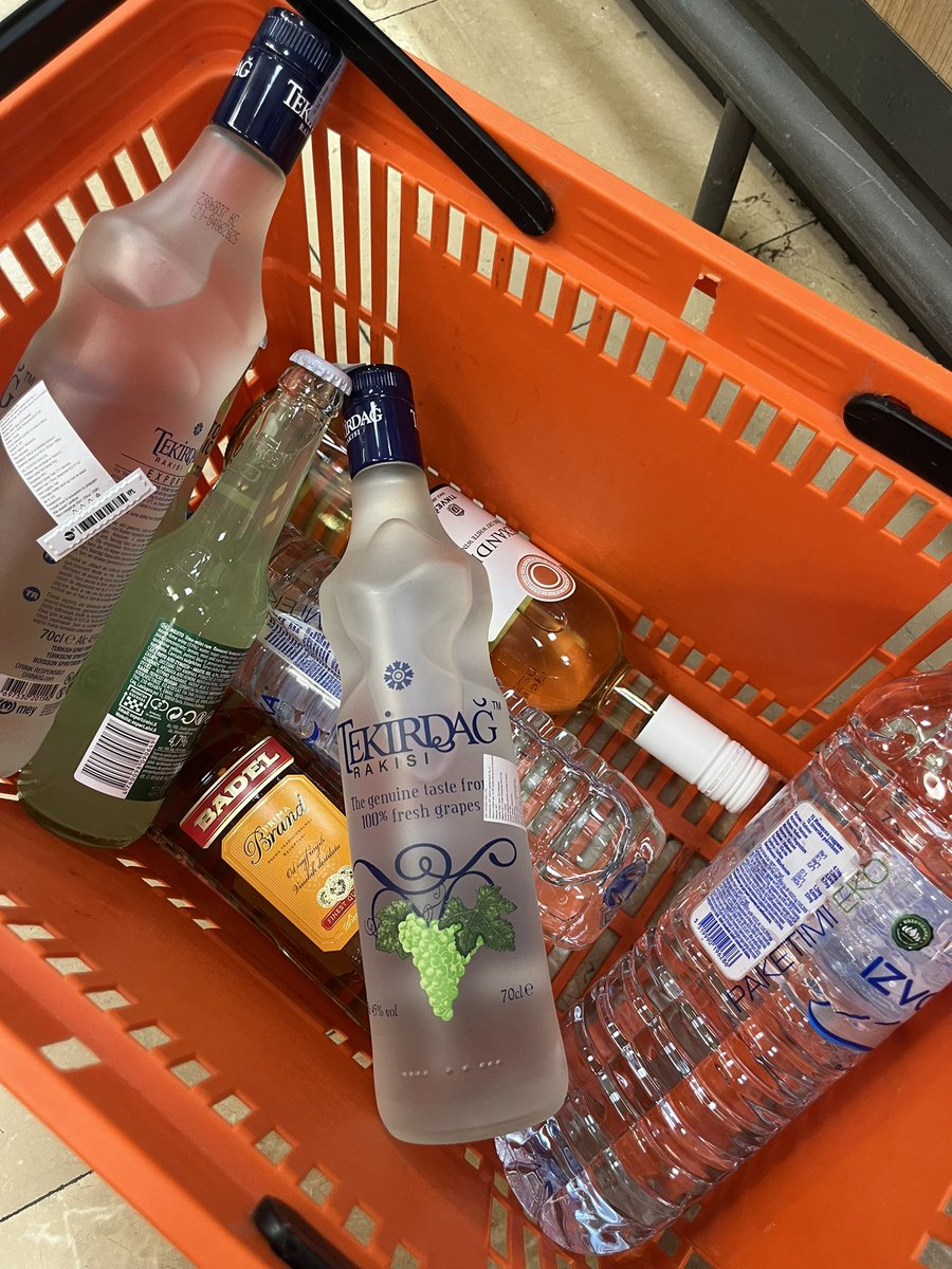 10 yıllık bacikoyla yapılan ilk yurt dışı tatili ❤️ allah nazardan saklasın amin