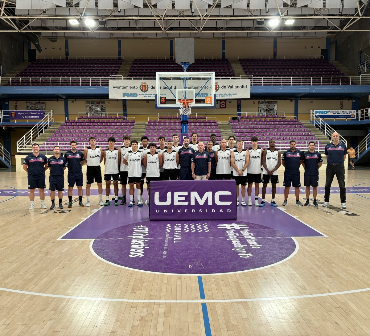 💜 𝗩𝘂𝗲𝗹𝘁𝗮 𝗮𝗹 𝗰𝗼𝗹𝗲 𝘆 𝘆𝗮 𝗲𝗻 𝗺𝗮𝗿𝗰𝗵𝗮.

<a href="/UEMC/">UEMC</a> #PucelaBasket
