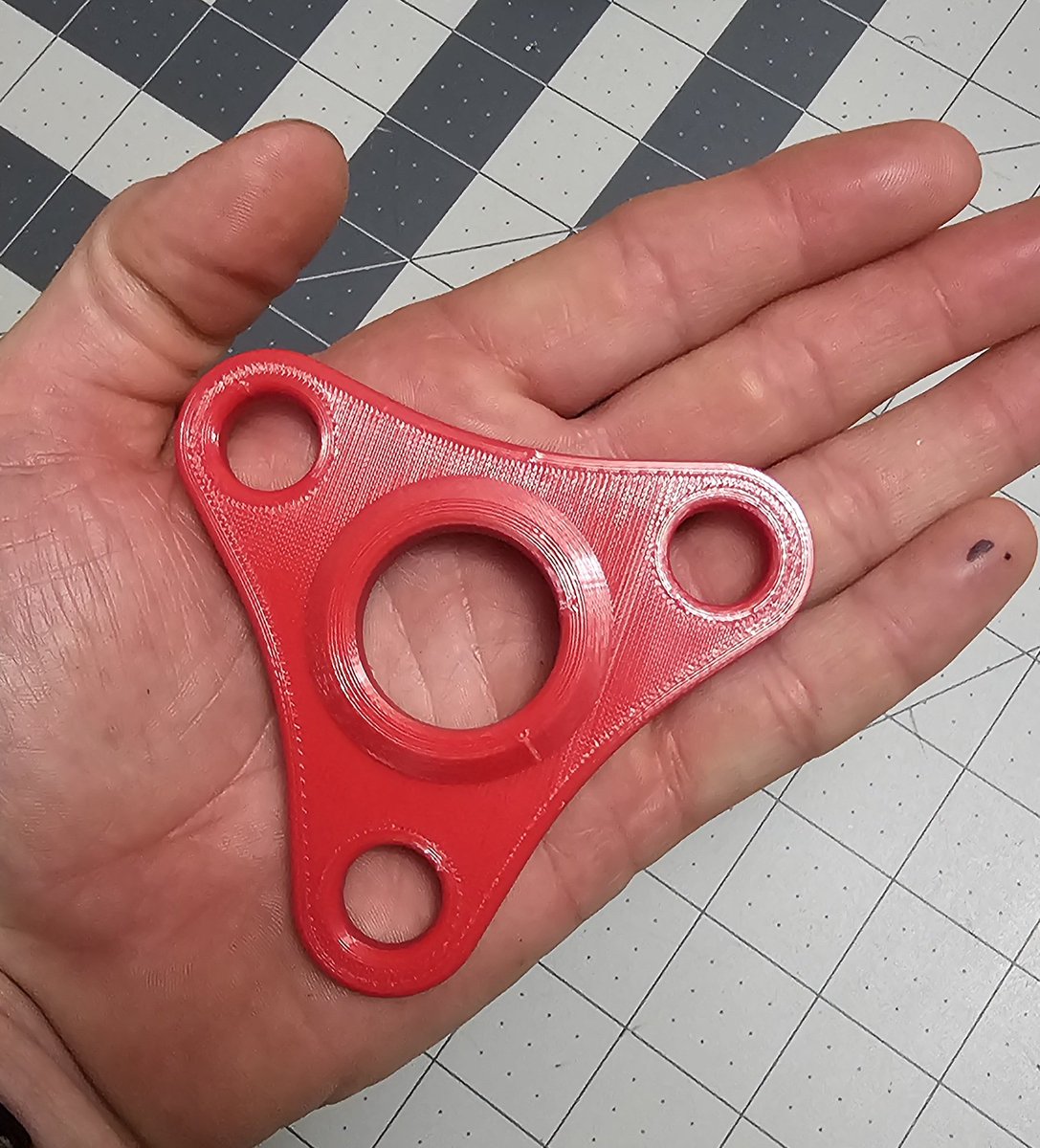 Lots of new products are hitting the Etsy shop today. Fiberglass military mast guy rings and toppers, guy rings for SOTABeams Carbon 6, POTA33, and POTA33H. Check everything out at k9empindustries.etsy.com