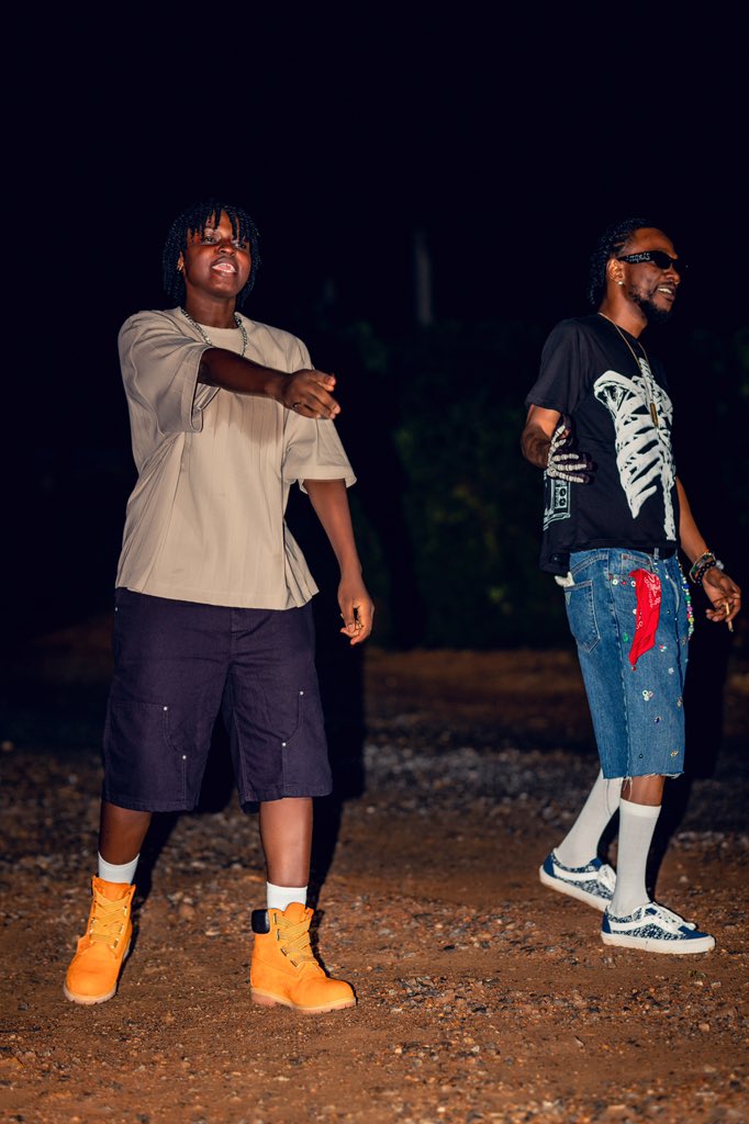 Two Worlds, One Sound 🎶 SheWyse  Featuring Kwaku DMC. Dropping Wednesday 27th August. Tap in.
<a href="/She_Wyse/">She Wyse 💙😈</a> ✨🤝

📸 by: <a href="/owurastudios/">Owurastudios</a> ⚡️

#Asakaa