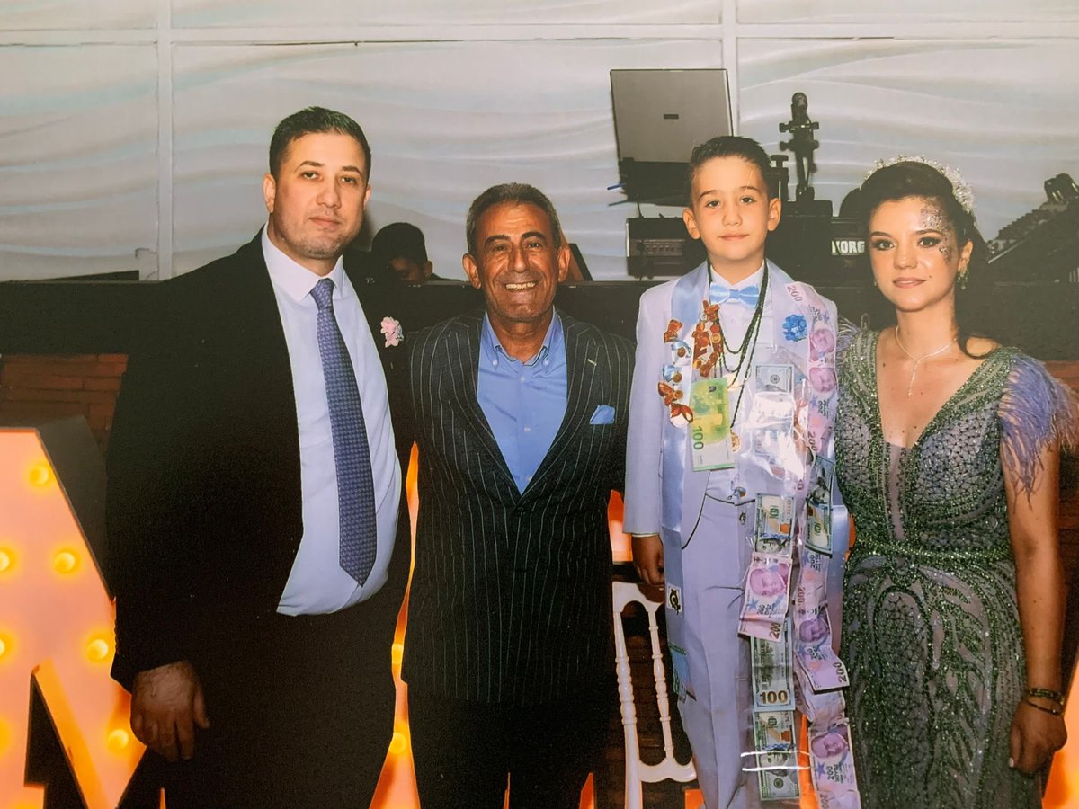 Altındağ Esnaf ve Sanatkarlar Odası Başkanımız Sn. Tayfun Çıracı’nın oğlunun sünnet düğününe katıldım. Rabbim evladımızın damatlığını da görmeyi nasip etsin 🧿