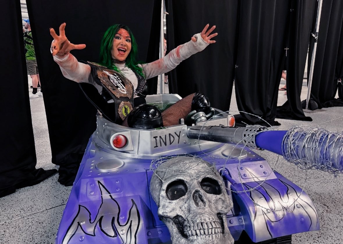 ѕＰΔČ€ 𝐐𝐔𝒆έℕ 👽🛸 tweet media