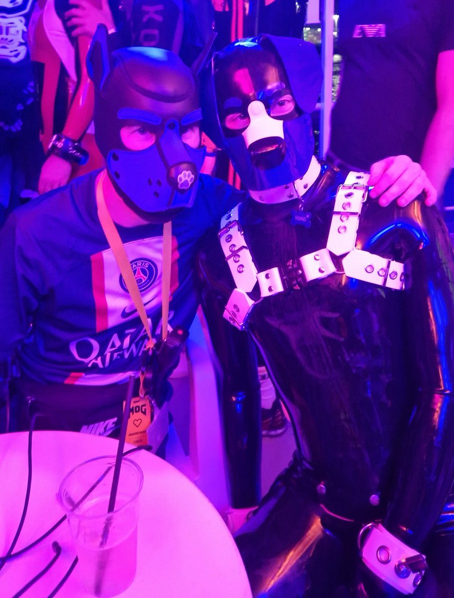 Always a nice seeing <a href="/_Rubberhund/">_Rubberhund</a> and <a href="/_puptroy/">Troy</a> again like last time at the MoG Soundwaves 🚢
Looking forward spending time with you guys soon again 💙🐶