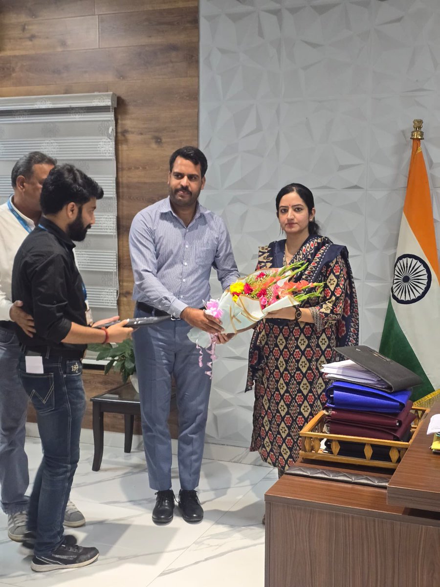 National Glory for Udhampur: DC Udhampur Honoured with Uttam Bharat Puraskar by GHRT India for No. 1 HADP Rank 
<a href="/rai_saloni/">Saloni Rai IAS</a> <a href="/dioudhampur/">Information & PR, Udhampur</a>