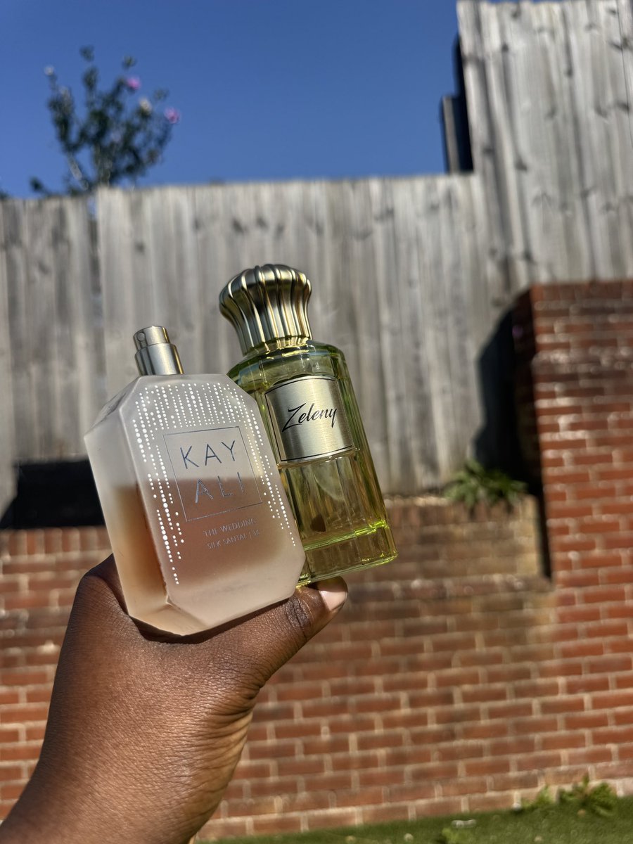 #sotd inspo is champagne , holiday &amp; celebration.
Kayali’s silk santal the wedding x zeleny by Ahmed Al-maghribi . Sugared notes, flowers,champagne and mild tart mocktail fruits, to start off the week on a positive note . You and those around will enjoy the silage and projection