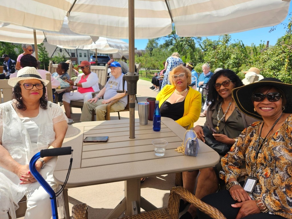 Jazz on the Patio turned out to be a lively and intimate musical gathering designed to bring the soulful sounds of jazz into an open-air setting. 
The event featured the Bent String Trio, an ensemble celebrated for their innovative arrangements.
mcgregoramasa.org/2025/08/25/jaz…