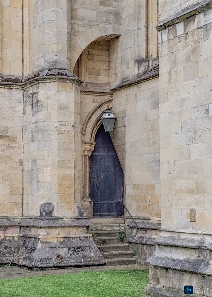Brendan O’Grady (@reading_ulysses) on Twitter photo Did the doorway come first, or were the pages of the blueprint out of order 🤔 <a href="/York_Minster/">York Minster</a> Did the doorway come first, or were the pages of the blueprint out of order 🤔 <a href="/York_Minster/">York Minster</a>