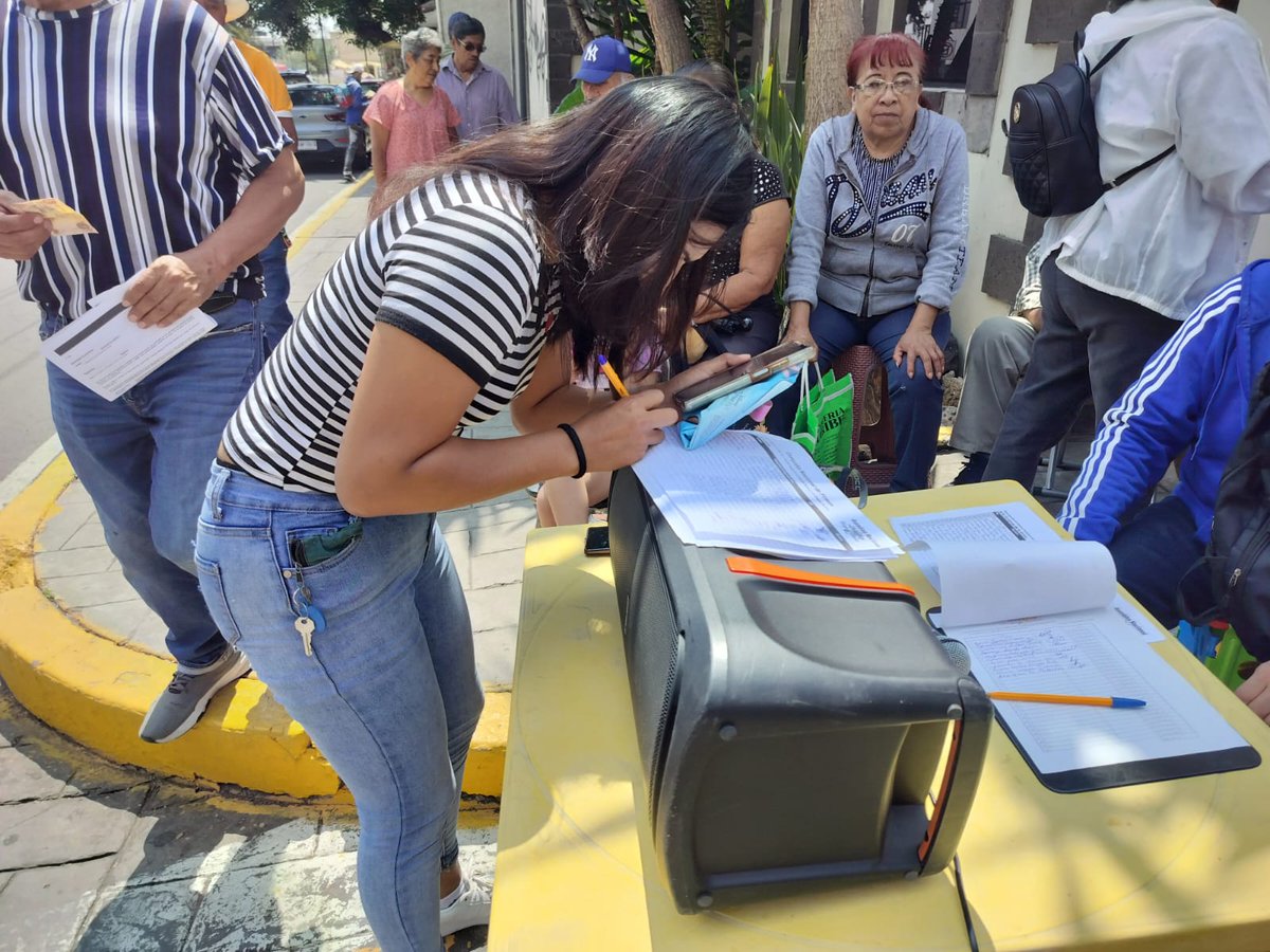 ANUEE_MX's tweet photo. Comite #ANUEE  tulyehualco presenté en el cefematico cumpliendo las tareas emanadas de la coordinación nacional hoy lunes 25 de agosto 2025 https://t.co/Ey5iTxZKDe