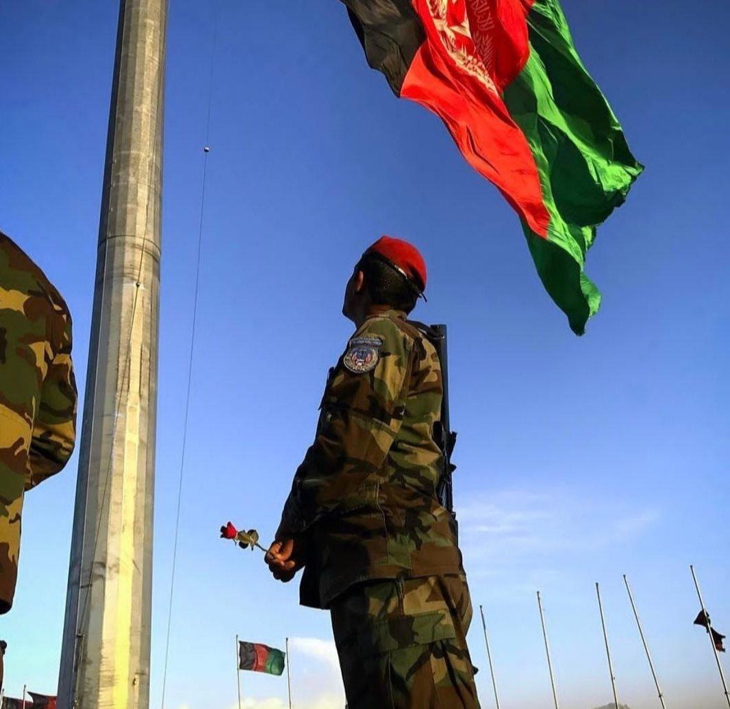 جوړ به سې وطن، شه خوبونه مې ليدلي دي....

#‌وطن‌ـ‌مې 🇦🇫