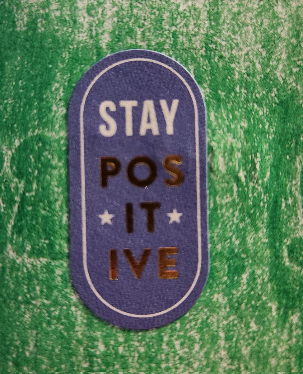It's hard, I know. Some days, massively harder than others. But a good tip is to try to always find something positive to meditate on. It's the only way to not let all the other stuff drag you down. #wisdomfrommyplanner 
Remember to be kind, smile lots, and dance often!
