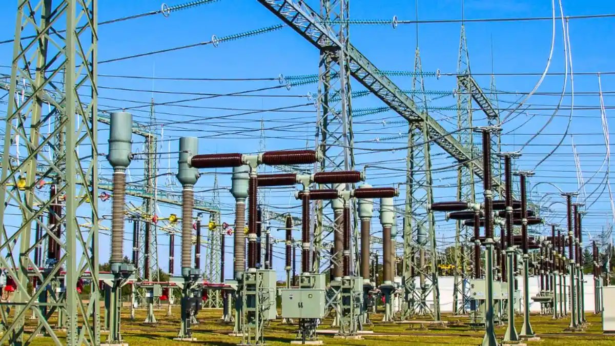angulosiete's tweet photo. ⚡ #DatoVerde | Con una inversión de 591 mdp, tres empresas avanzan en la construcción de la subestación eléctrica del #Podebi en Chiapa, fortaleciendo la infraestructura energética y el suministro en la región.
➡️ https://t.co/SUTNGhdy0E https://t.co/PZKojA6Bzr