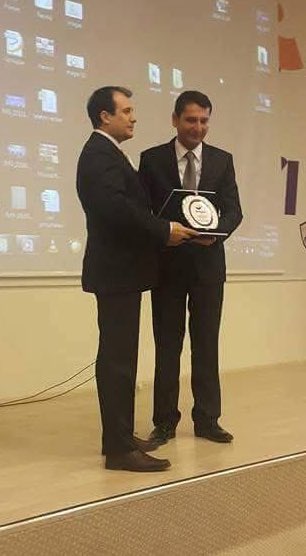 🌟 Gerçek Sevgi ile Çıkar İlişkisi Burada Ayrılıyor…

GÜLPINAR’ ailesini anlatmaya gerek yok.
Onları kimlerin sevip kimlerin sevmediği çok net:

❌ Rantçılar, ihaleciler, vurguncular sevmez.
✅ Adaleti sevenler, devletin malında gözü olmayanlar, harama el uzatmayanlar, Allah