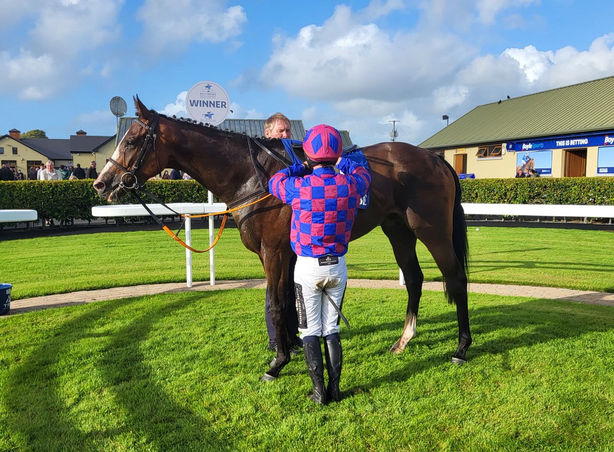 Irishracing.com Live tweet media