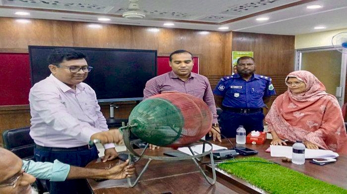 আত্রাইয়ে উন্মুক্ত লটারির মাধ্যমে খাদ্যশস্য বিক্রয়ের ডিলার নিয়োগ