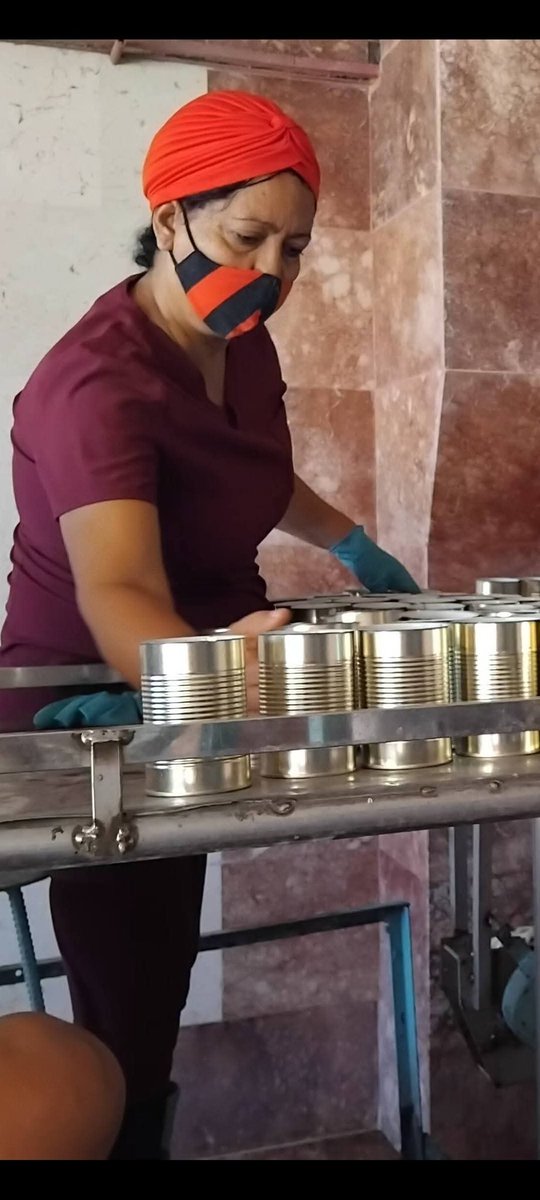 Felicidades a las federadas conserveras en su Aniversario 65. Mujeres de Acero y Miel.  
Bajo el lema Del Esfuerzo la Victoria ♥️  Seguimos en modo #5c 
#consciencia #Compromiso #confianza #Capacidad #corazòn ♥️ 
Felicidades para estas Marianas, Celias y Vilmas!!! Felicidades....