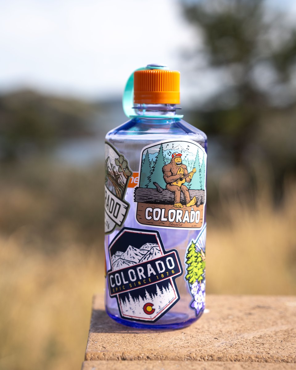 StickerGiant (@stickergiant) on Twitter photo stickers made for life outdoors 🥾 stickers made for life outdoors 🥾