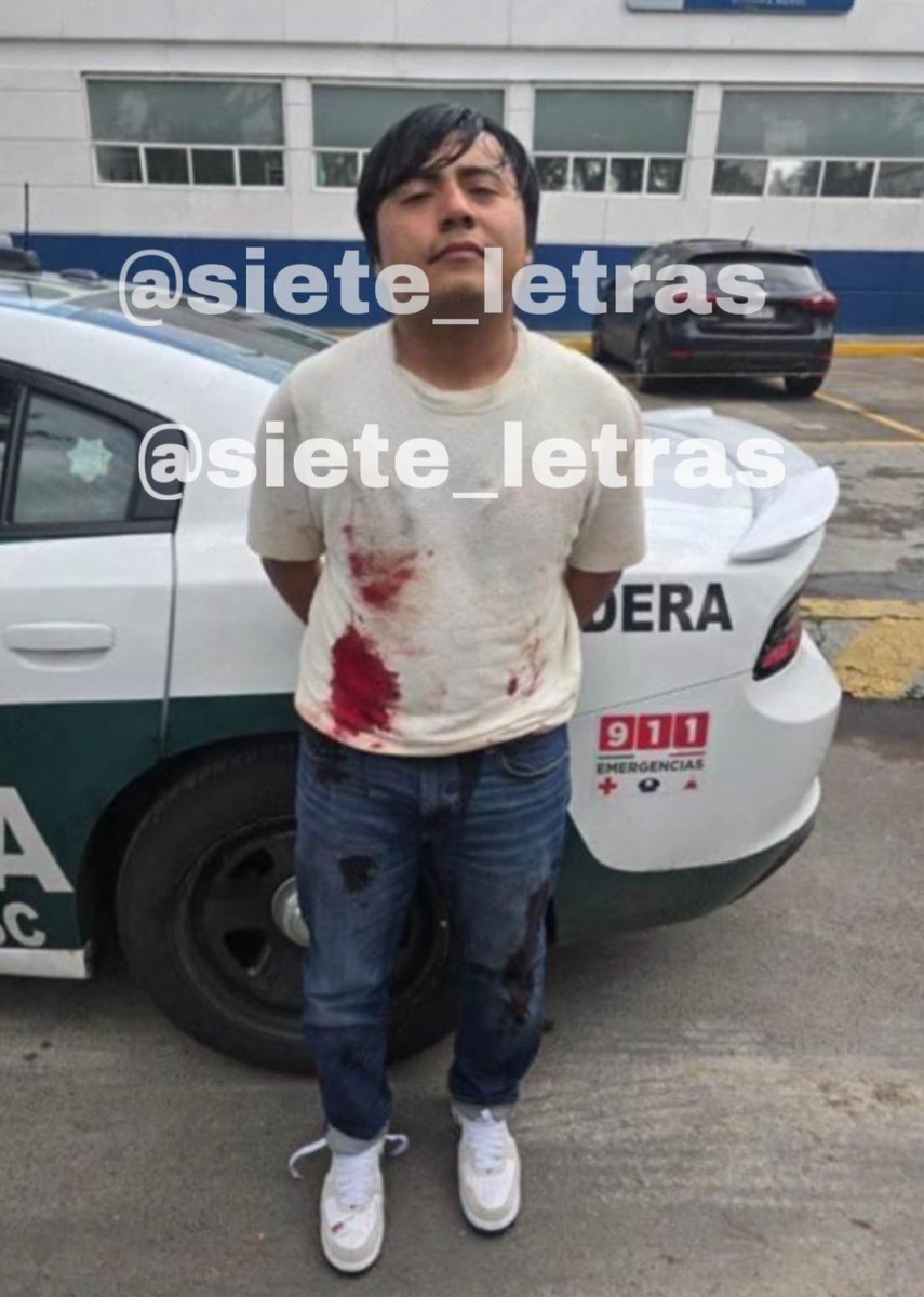 Acuchilla a su ex frente a su pequeña niña:

Brenda le llevó su hija a su ex, Julio, para que convivieran, pero él la mató a cuchilladas en la Pradera, <a href="/TuAlcaldiaGAM/">Alcaldía Gustavo A. Madero</a>.
 
Así, sonriente estaba Julio Pichardo cuando lo detuvo <a href="/SSC_CDMX/">SSC CDMX</a>.
