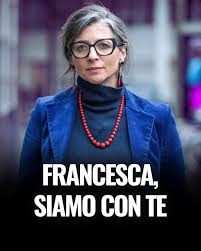 #Albanese vincerebbe le elezioni anche se si presentasse da sola, con una lista civica.
In questo momento, a parte #Napoli, autentica roccaforte ove avrebbe un consenso plebiscitario, riuscirebbe a polarizzare almeno il 50% dei voti totali.
Ormai in moltissimi, praticamente