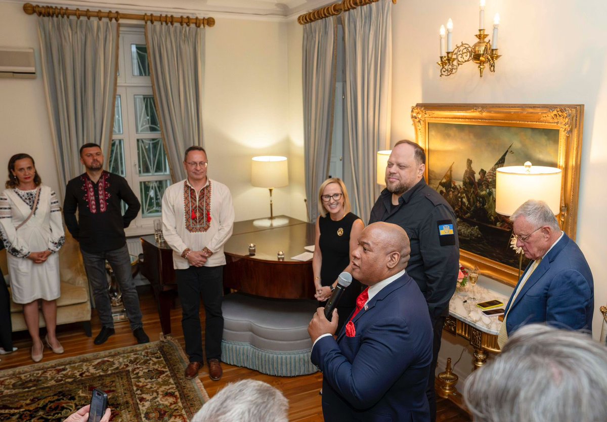 Мав честь взяти участь у прийомі з нагоди Дня Незалежності України, організованому Посольством США.

Серед гостей були віддані друзі України: спеціальний представник Дональда Трампа Кіт Келлог, пастор Марк Бернс, а також низка інших наших американських партнерів.