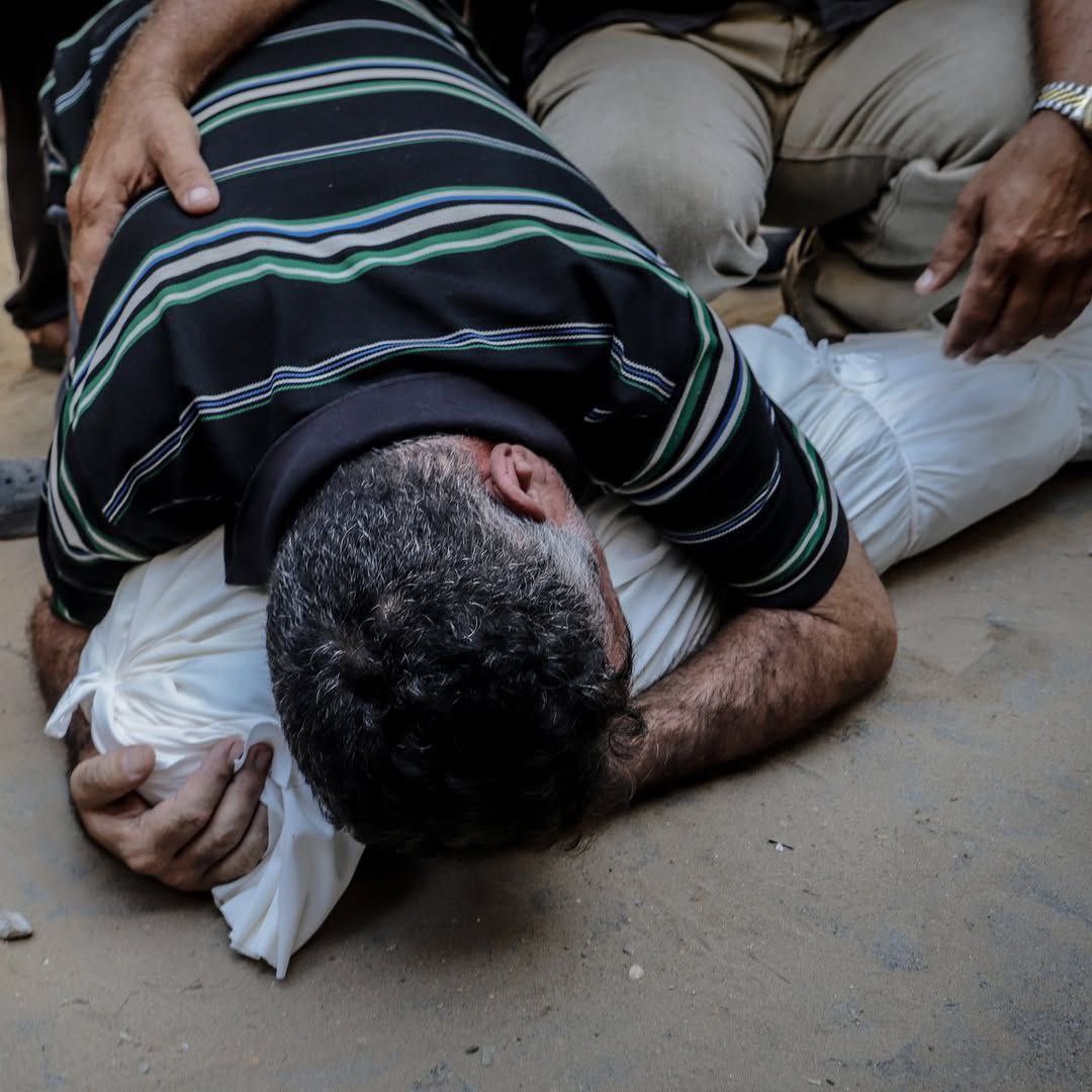 Gel de şimdi anlat Gazzeli babaya
Uluslararası hukuk sistemi
Küresel ekonomik ilişkiler
Devletlerarası antlaşmalar
Siyasi konjonktür gereği yapılan açıklamalar

Tek gerçek İşgalci israilli teröristler tarafından Gazze'de halkın tehciri için gıda ablukası ve soykırım DEVAM EDİYOR!