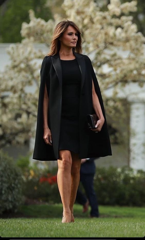 Elegant FLOTUS

Leave a ❤️ for her