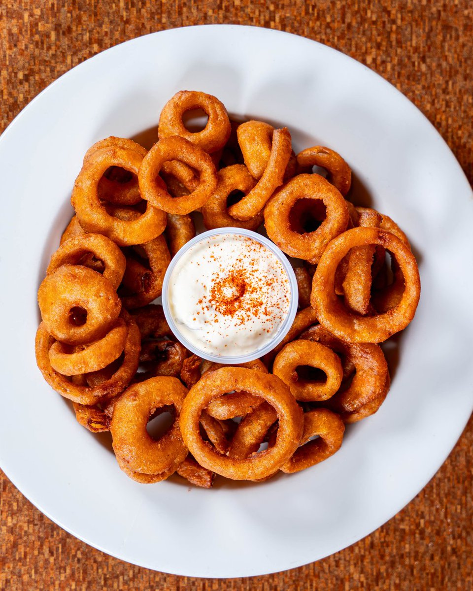 🎵 If you like it, then you should've put a ring on it. 🎶 💍