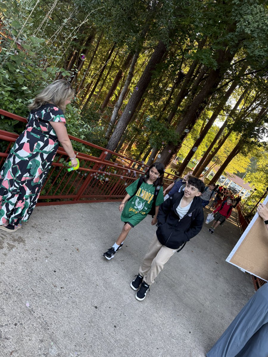 Melissa Lopez tweet media