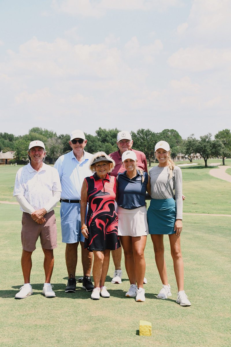 WomenAllProTour's tweet photo. Found a good time in Texas 😎🐂
#ANNIKAWAPT #PathOfThePros #ProAm #AbileneWomensOpen https://t.co/5thckgn7us