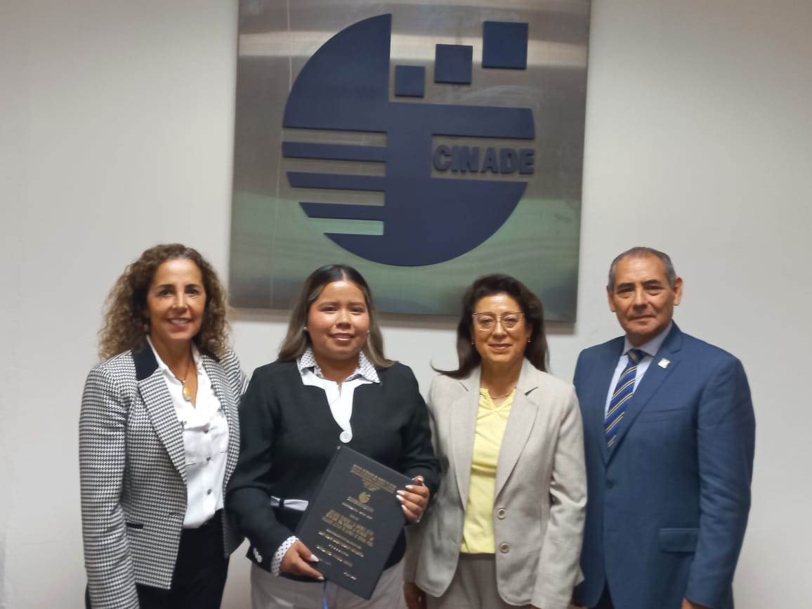 CinadeOficial's tweet photo. ¡FELICIDADES! FABIOLA ITZEL HERRERA JIMÉNEZ POR LA OBTENCIÓN DEL GRADO DE MAESTRÍA EN ADMINISTRACIÓN EDUCATIVA.
#CINADE 23 AÑOS FORMADO LÍDERES.
#Secc26 https://t.co/PTXPgTeikf