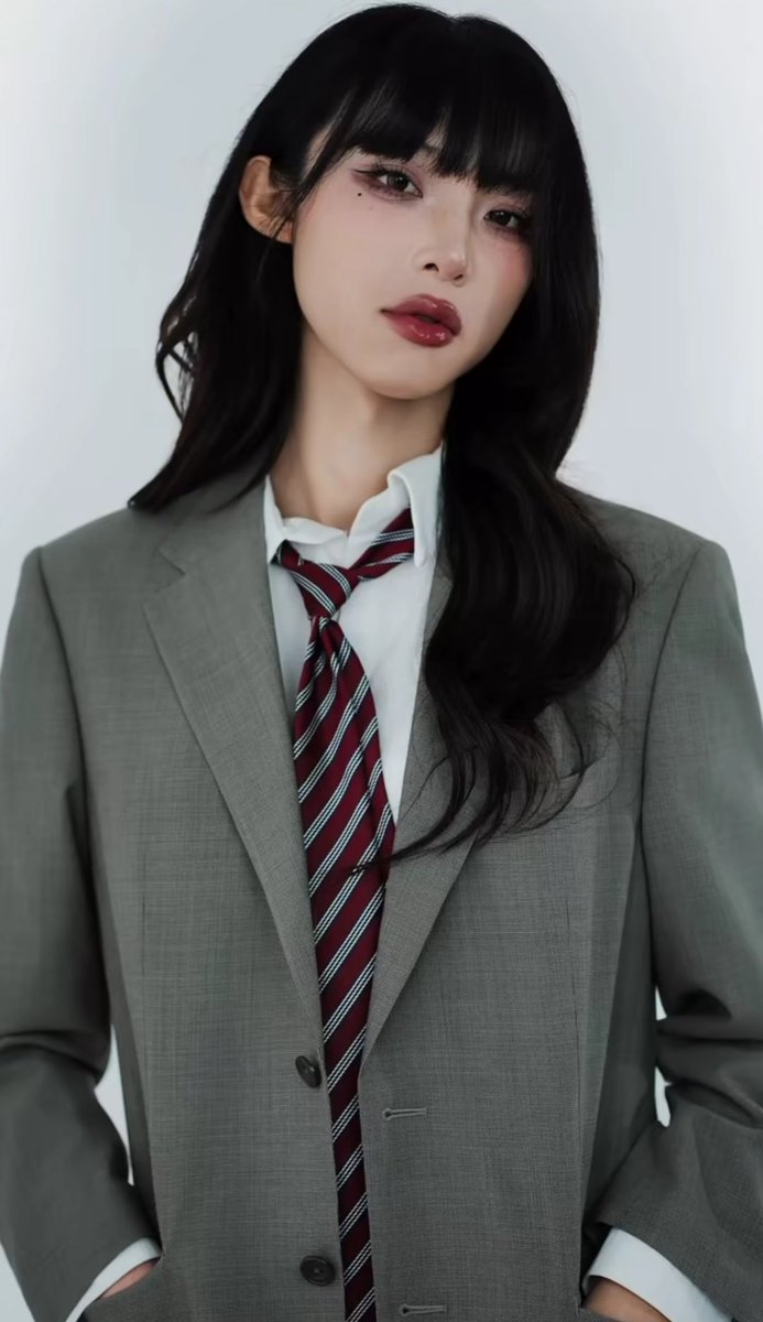 Ryujin (former JWiiver, BOYS24) looks amazing in new photoshoot!