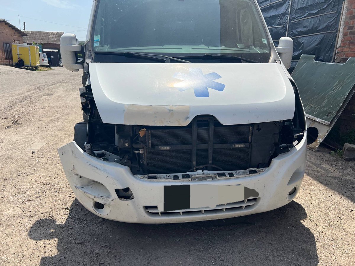tipofthespear42's tweet photo. The team in Kharkiv had a bit of an accident. Thankfully, everyone is good, but the ambulance is down until we can get it fixed. Repairs and labor will be around $1,000 USD, so if you'd like to donate to help get the ambulance back in operation, see https://t.co/wj1Q5n4nss and thank you for the support.