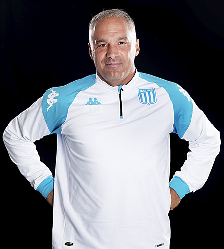 Escuchamos la palabra de Pepi Bersce en la conferencia de prensa de la derrota frente Argentinos.

📺youtube.com/c/EstoesRacing