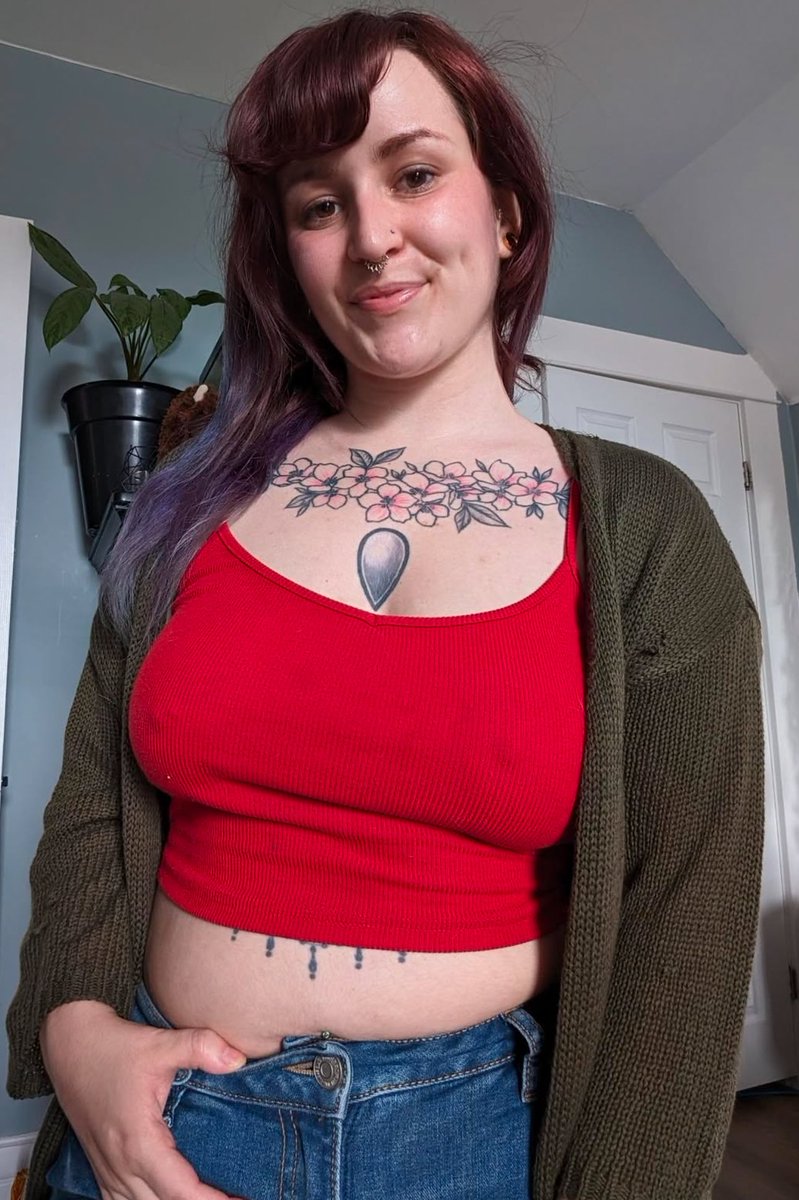 tinytoni32's tweet image. How I’m I looking??