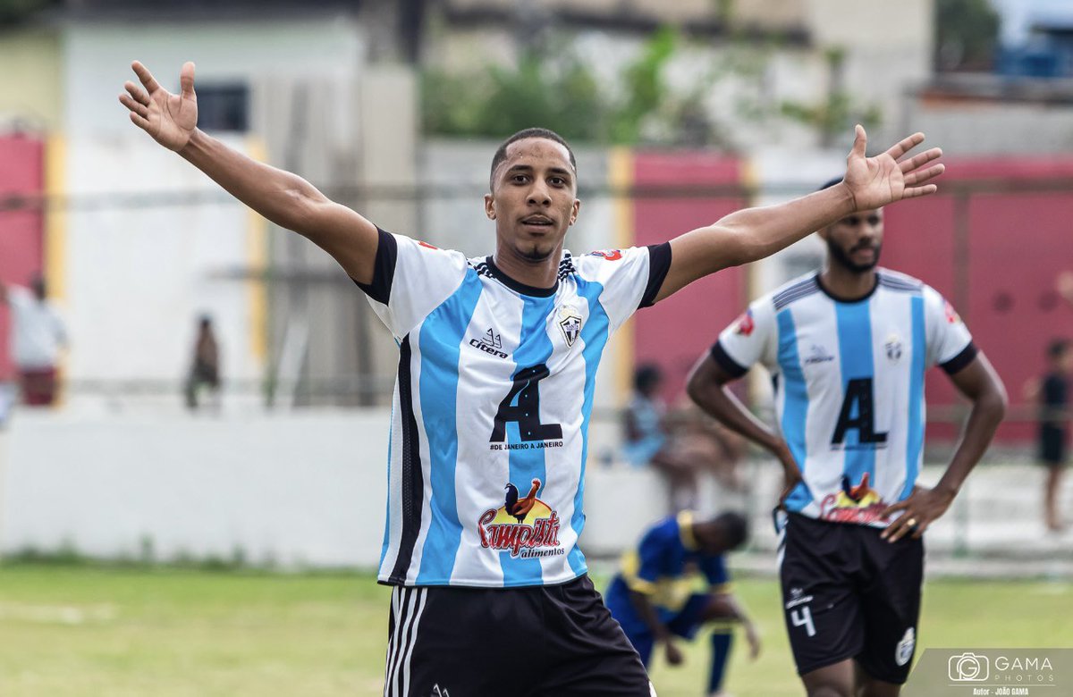 forte abraço a todos