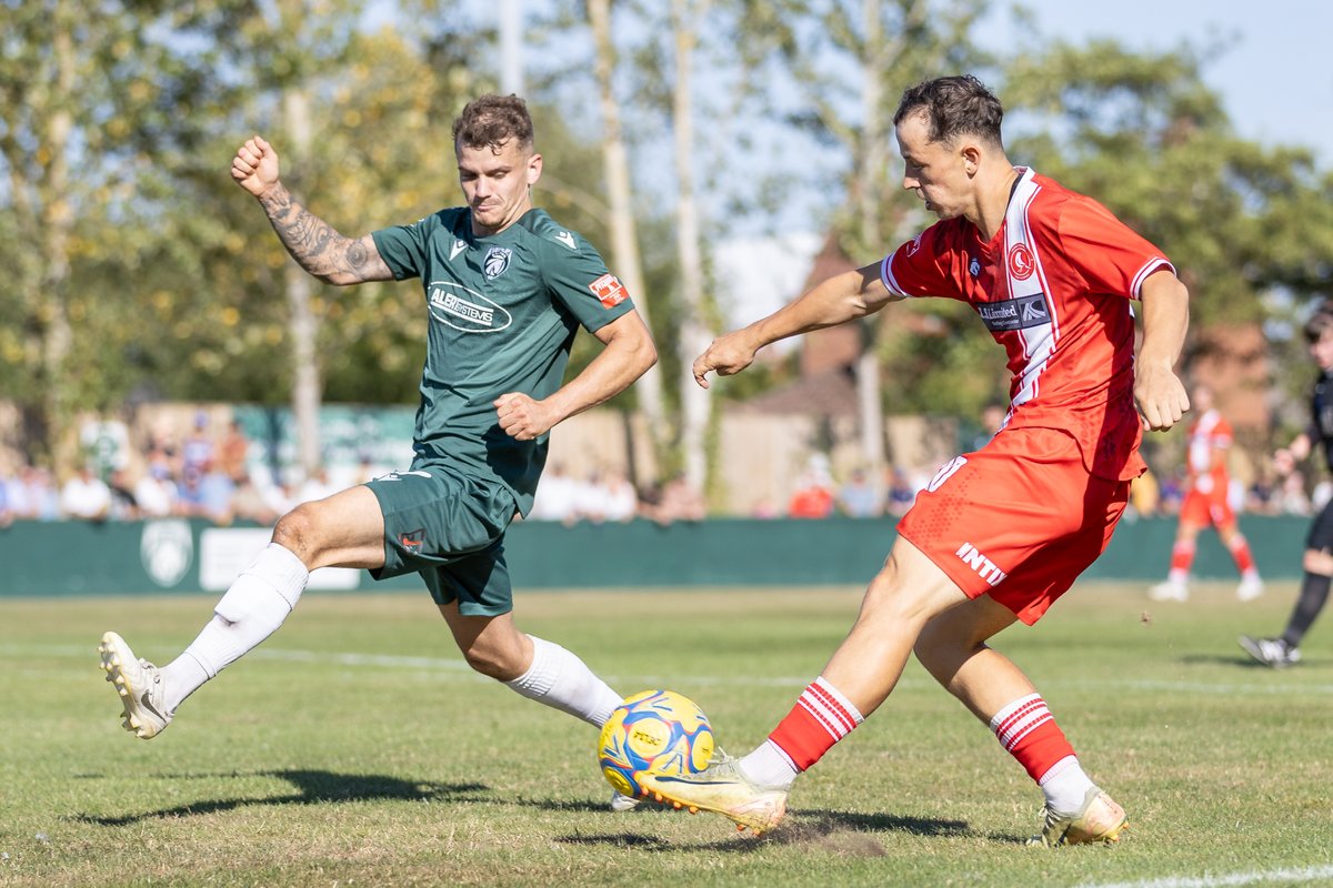 MATCH PHOTOS: <a href="/westburyutd/">Westbury United</a>  0 - 1 <a href="/FromeTownFC/">Frome Town FC</a> 
Southern Lge Div One South / 25 Aug 25

Full Gallery: flickr.com/photos/stevemc…

<a href="/NonLeaguePaper/">The Non-League Paper</a> <a href="/swsportsnews/">South West Sports News</a>
#WeAreBA11 #Robins  

Like what I do? Check out my Link Tree:
linktr.ee/Eggsmc

#nonleague #footballphotography