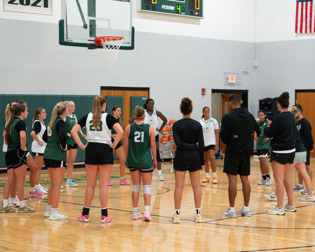 WSUWBasketball's tweet image. Better Together💚💛

#RaiderUP | #RaiderFamily